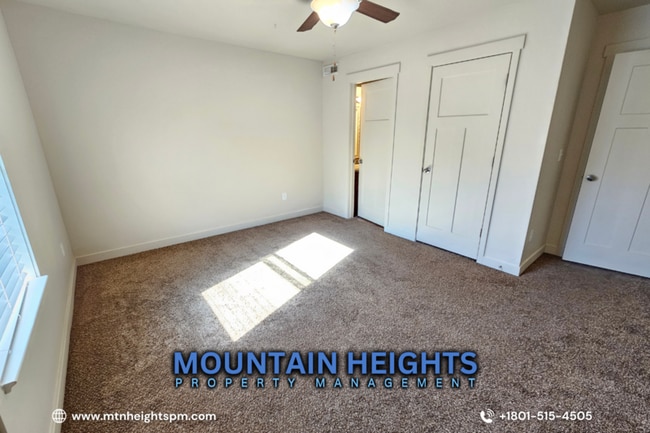 Building Photo - 14397 S Oakfield Way