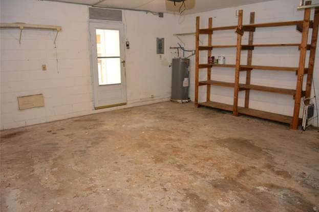 Building Photo - 493 Meadowood Blvd