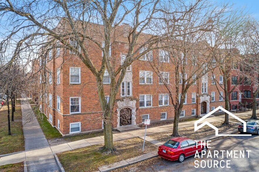 Building Photo - 5131 N Wolcott Ave