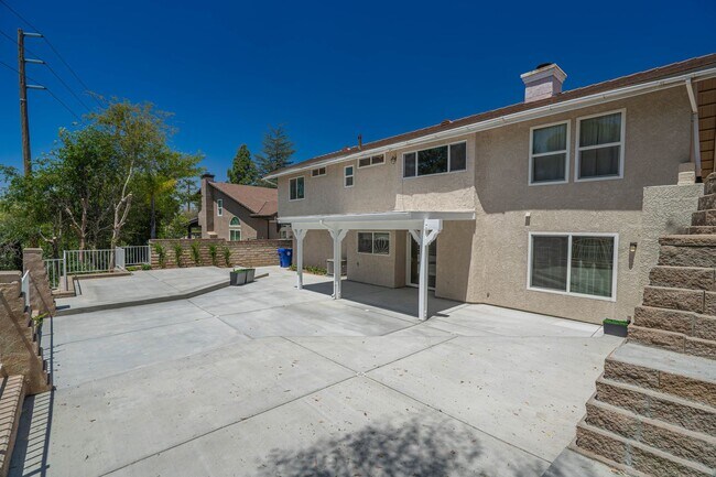 Building Photo - 27727 Spandau Dr