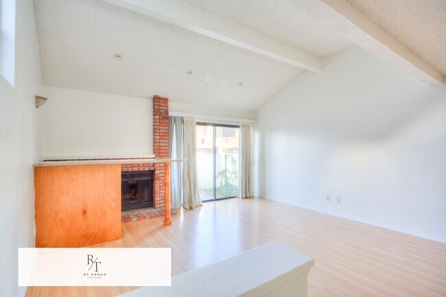 Building Photo - 15748 Tetley St