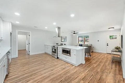 Building Photo - 1702 Bristol Ct N