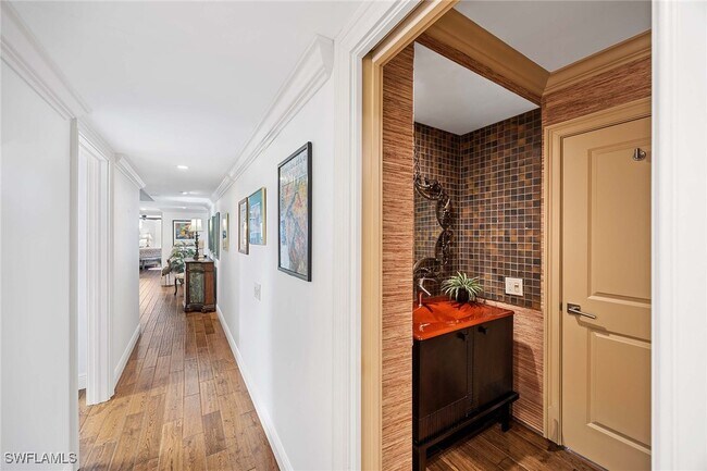 Building Photo - 4401 Gulf Shore Blvd N