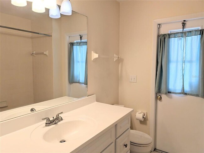 Building Photo - 5539 Wilde Oak Way