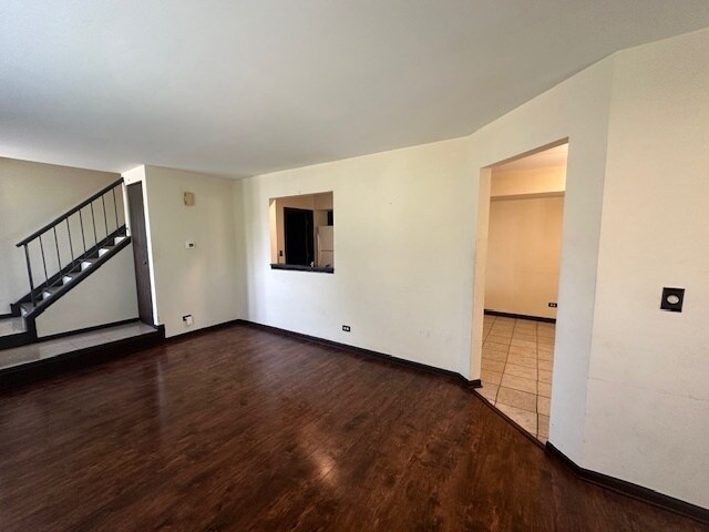 Building Photo - 2736 Prairieview Ln S
