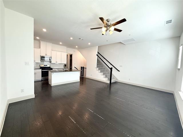 Building Photo - 4116 Kearsage Dr