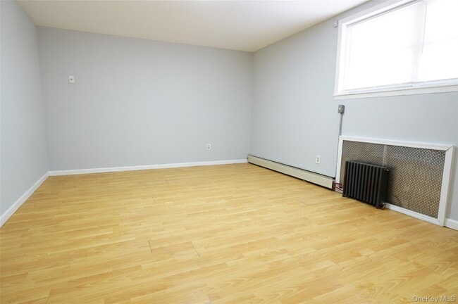 Building Photo - 91-06 97th Ave