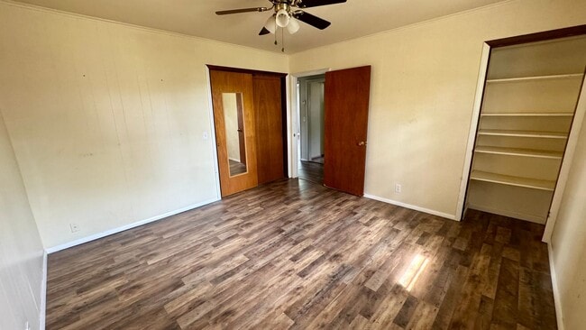 Building Photo - Move-In Ready 2 Bedroom Bungalow