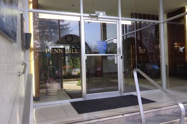 Building Photo - 1517 Hill Rd