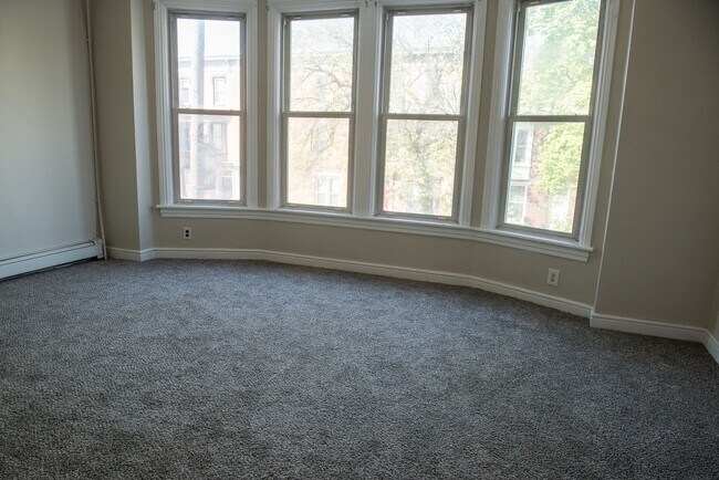 Building Photo - 1105 N 2nd St