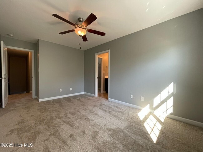 Building Photo - 606 Ebb Tide Ln