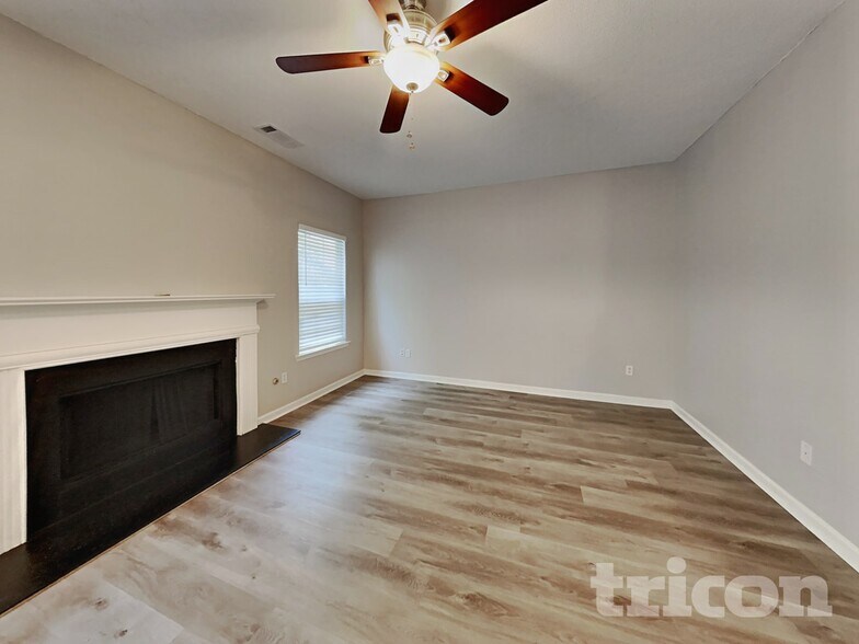 Building Photo - 211 Beckenham Ln