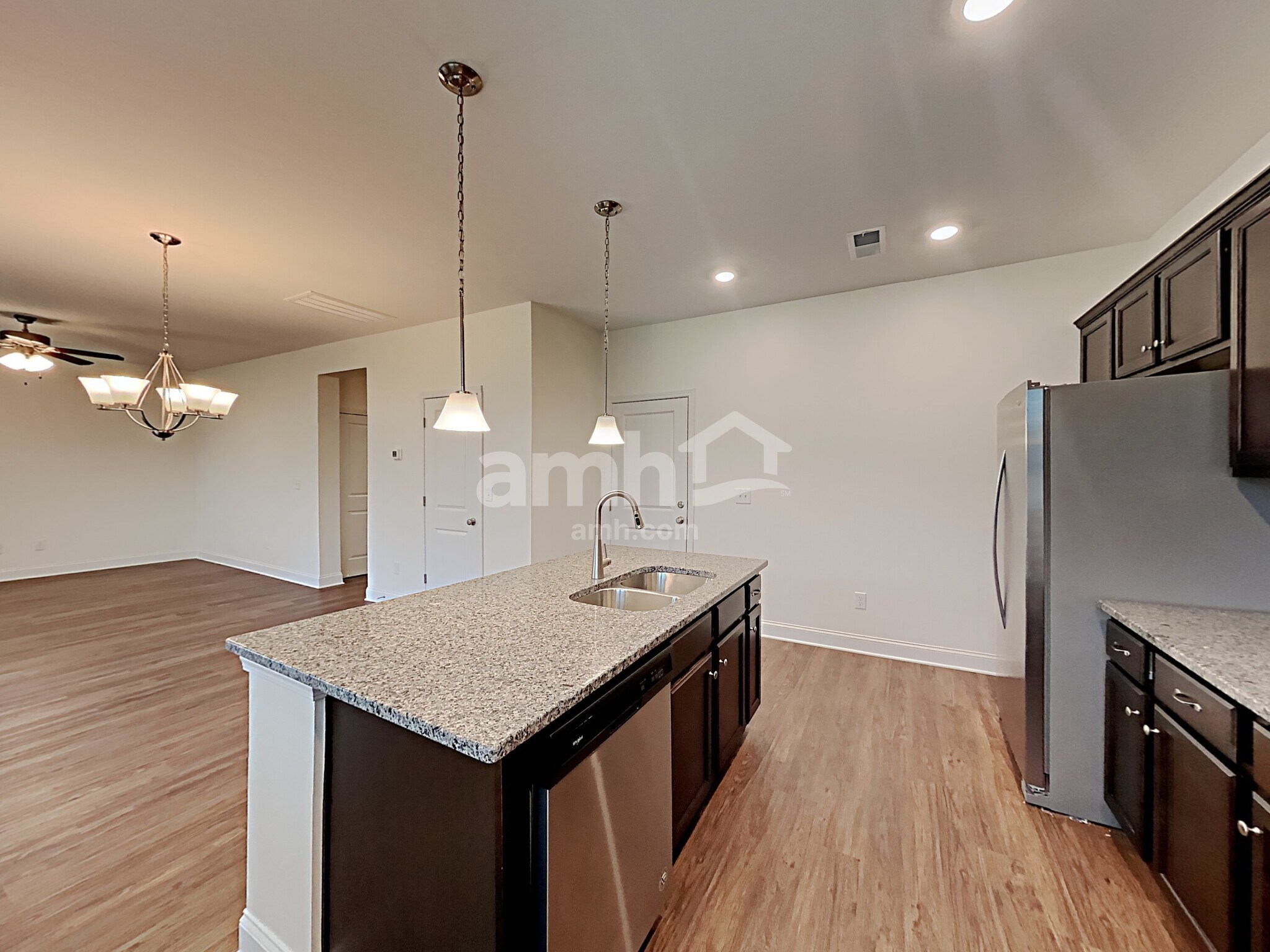Building Photo - 2128 Laurel Vlg Cir