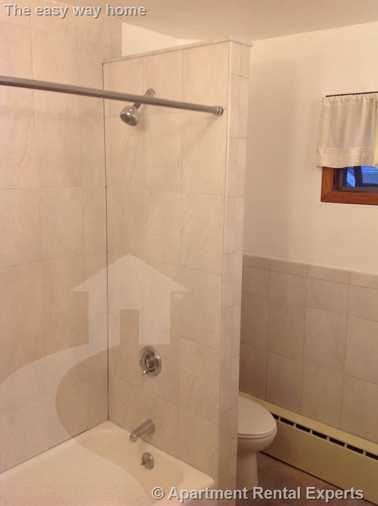 Building Photo - 26 Dover St