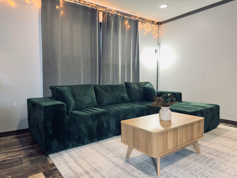 Building Photo - 73 Cannon Ln