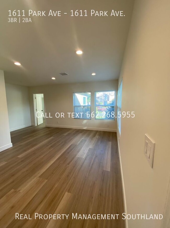 Building Photo - 1611 Park Ave