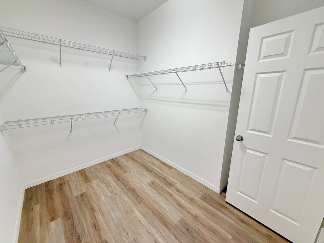 Walk-in-Closet - 16279 Taliesin Street