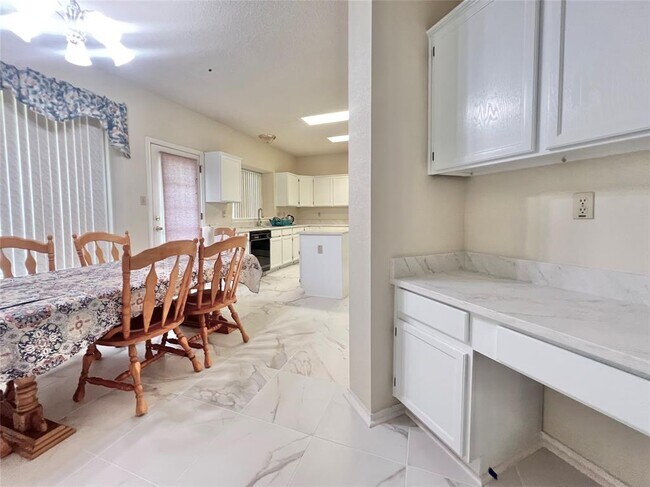 Building Photo - 1105 Ravens Cove