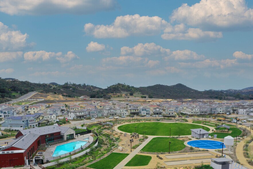 Building Photo - 27744 Heritage Ln