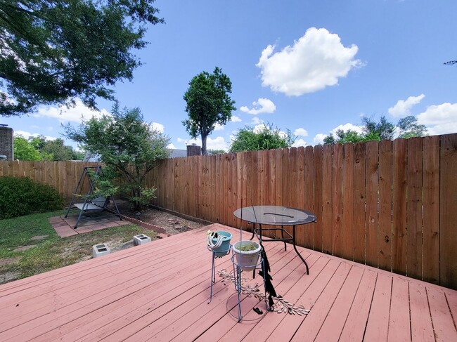 Building Photo - 16914 Judyleigh Dr