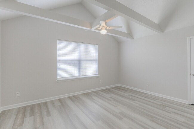 Building Photo - 3001 Hamilton Church Rd