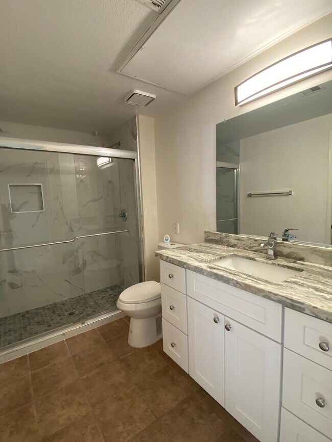 Building Photo - 7009 E Acoma Dr
