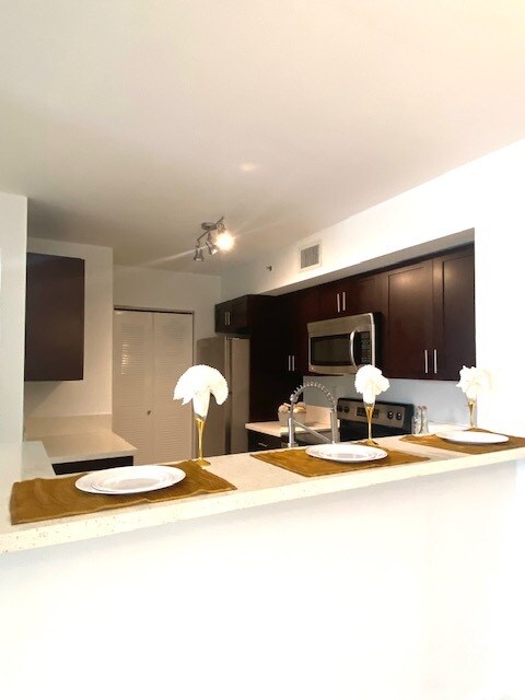 Building Photo - 2061 Renaissance Blvd