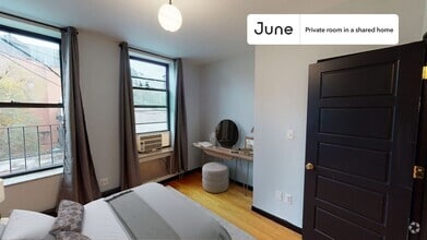 Building Photo - 2028 2nd Ave
