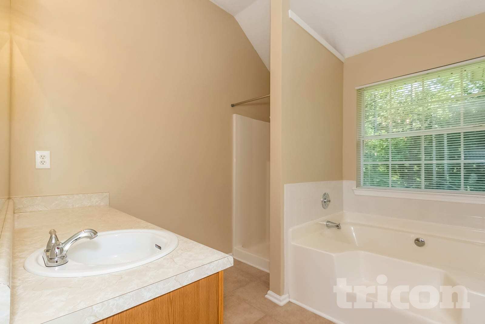 Building Photo - 217 Metoyer Dr