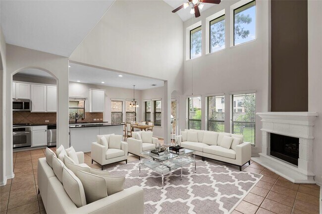Building Photo - 114 E Lasting Spring Cir