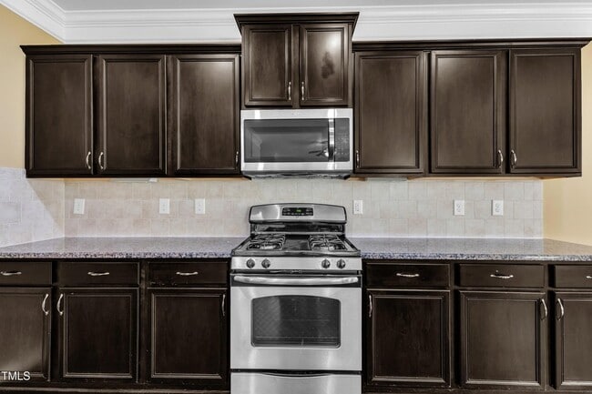 Building Photo - 211 Westgrove Ct