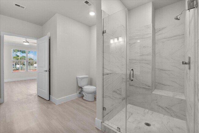 Building Photo - 540 Hobbs Rd