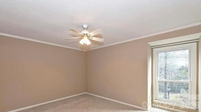 Building Photo - 7345 Winery Ln