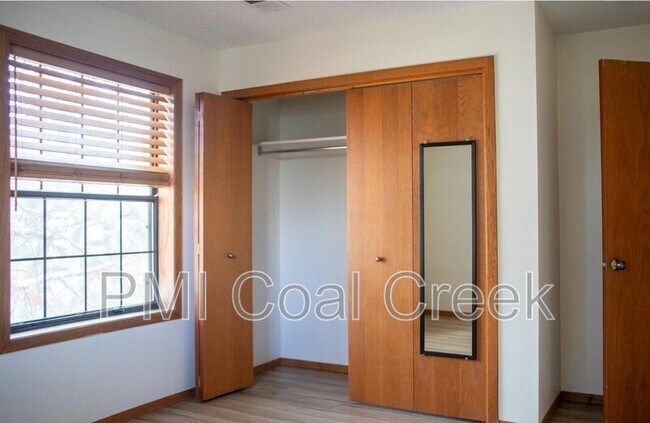 Building Photo - 2902 Shadow Creek Dr