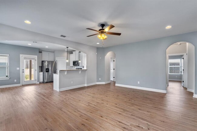 Building Photo - 457 Red Matador Ln