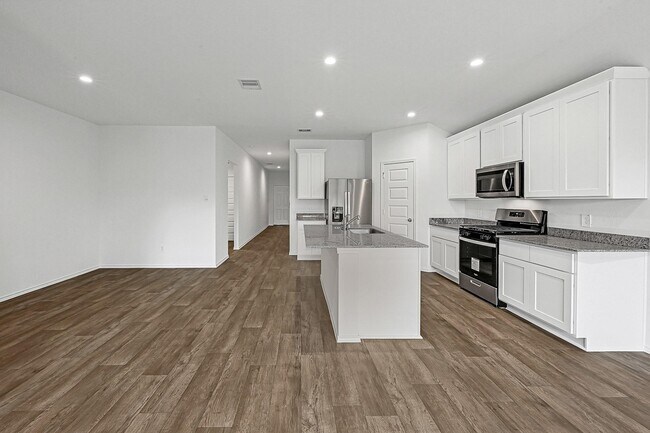 Building Photo - 31230 Yatesbury Ln