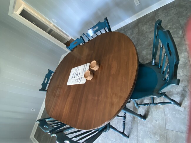 Dining area. - 1101 Brookwood Cir