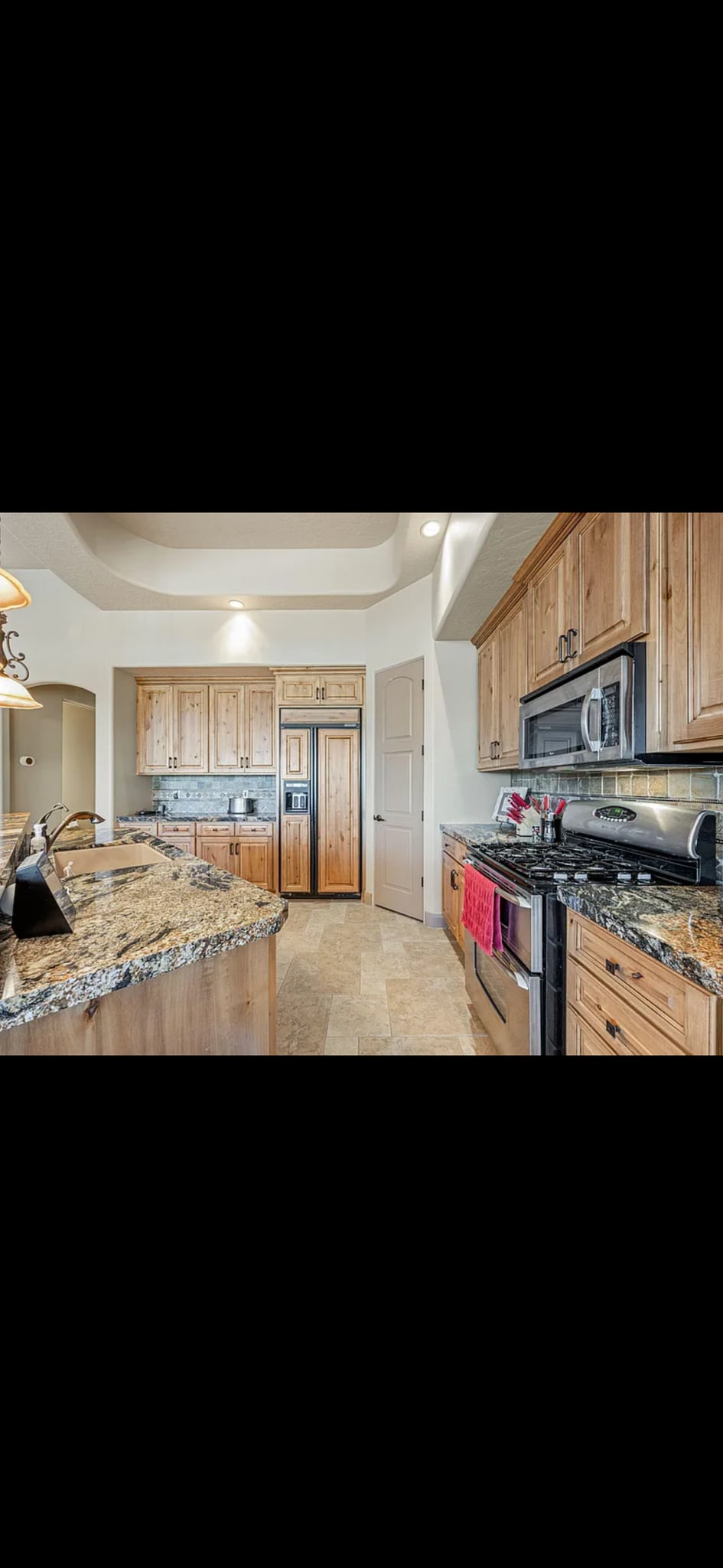 Building Photo - 1747 W Red Cloud Cir