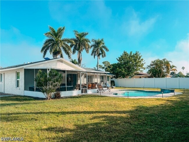 Building Photo - 2680 Longboat Dr