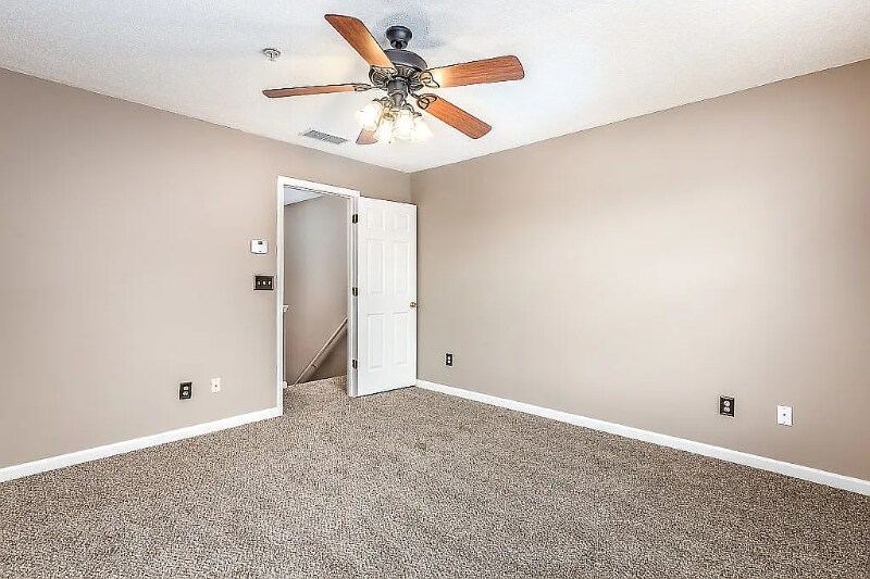 Building Photo - 1311 Rocking Chair Ct