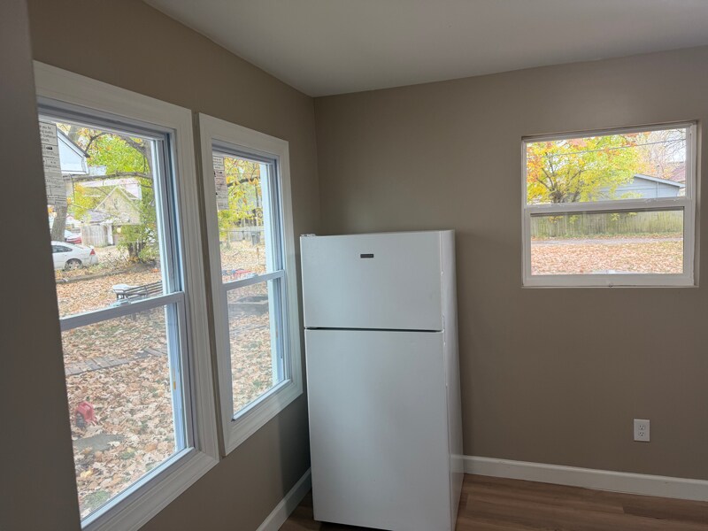 Building Photo - 1617 Lawton Ave