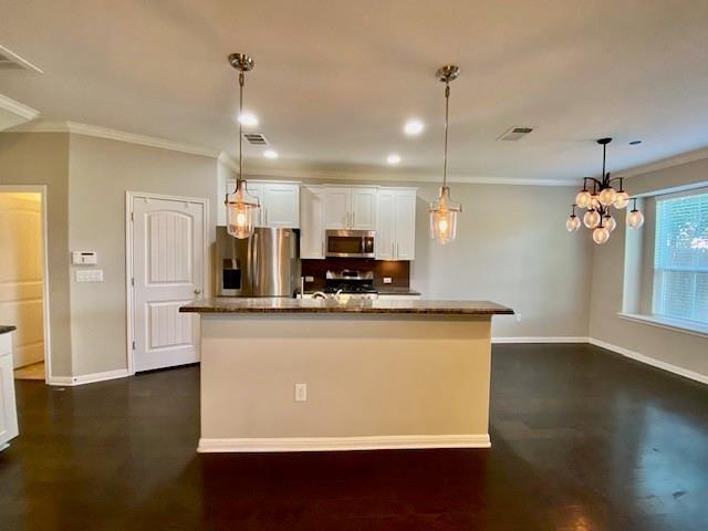 Building Photo - 13400 Briarwick Dr