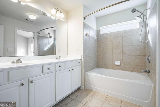 Building Photo - 112 Brianna Way