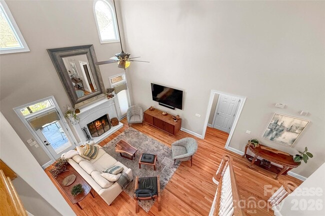 Building Photo - 13718 Robert Walker Dr