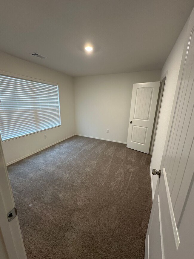 Building Photo - *$99 First Month's Rent - No Hidden Fees!*  BRAND NEW Four Bedroom | Two Bath Home in Vilonia