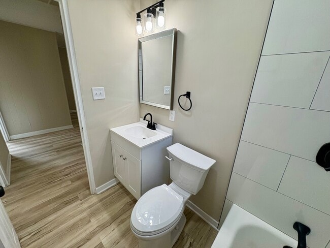 Building Photo - 6120 E 24th St