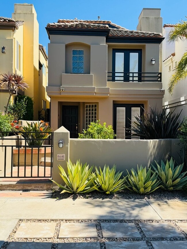 Building Photo - Elevated Coastal Living in Downtown Huntington Beach with Private Rooftop Retreat