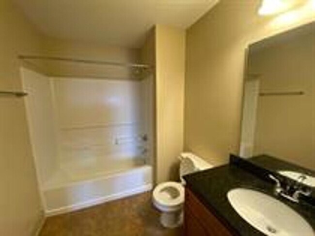 Building Photo - 1621 Muscovy Wy