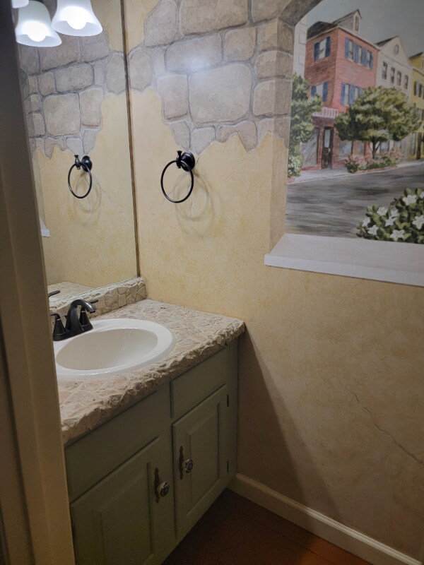 Building Photo - 712 E Fox Den Dr