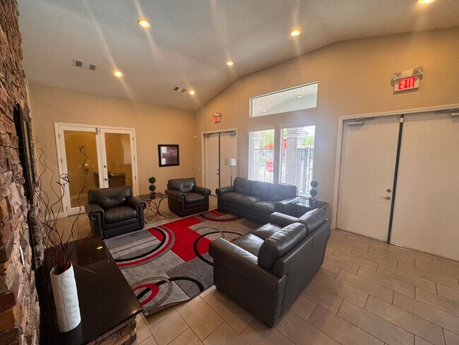 Building Photo - Charming 2-Story Townhome | 2 Bedrooms, 2 Baths & Community Pool